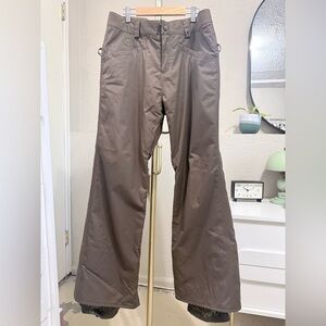 Like New Burton Women's Insulated Snowboard Pants in Chocolate Brown Size Medium